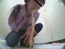 雑居ビル和式便所 隠撮ゲロ サンプル画像 4