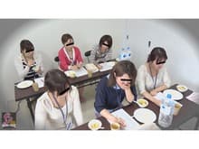 盗撮 集団パニック食中毒 ～止まらない下痢嘔吐～ サンプル画像 4