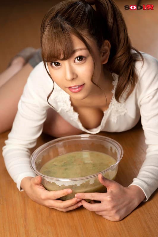 【VR】【 祝！岬あずさ初嘔吐作】ゲロまみれSEX VR～唾液よりも1000倍快感！吐瀉物まみれのフェラ・手コキ・SEX サンプル画像 15