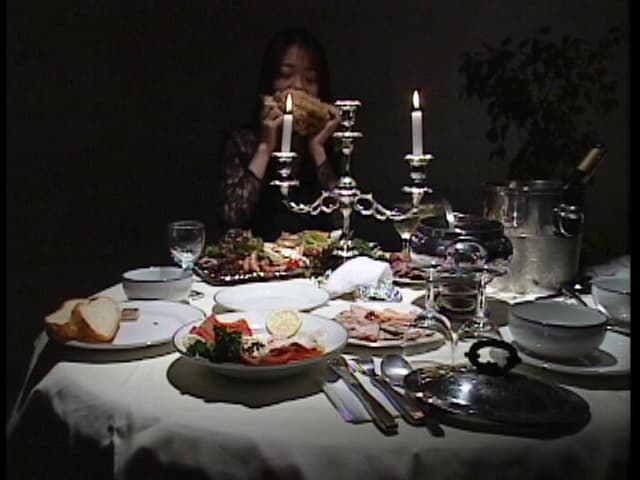 ゲロゲロ 食って吐いて、また食って 夜月玲子 サンプル画像 2