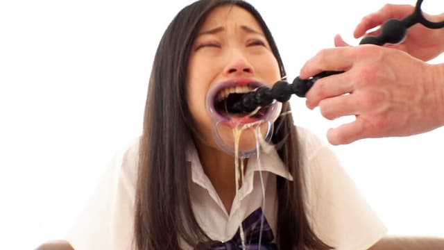 喉マ●コ中出し美少女調教イラマチオ 夏花 サンプル画像 1