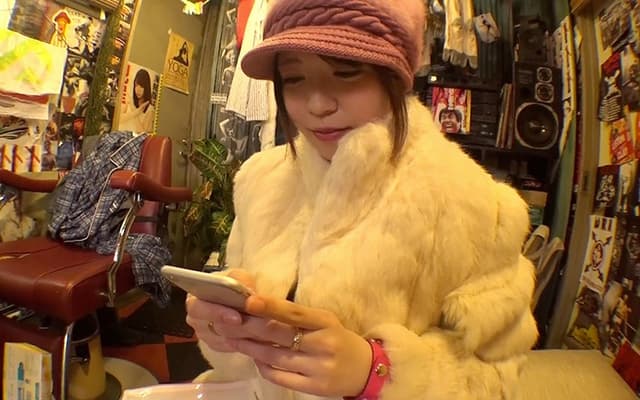 愛しのデリヘル嬢20（DQN）素人売春生中出し 盗撮強●撮り下ろし デリヘル呼んだら可愛すぎる自撮りY●uTub●r女子？だった件 ゲロイラマに生理マ●コに中田氏したった（泣） サンプル画像 2