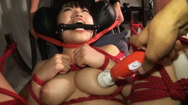 ドM巨乳少女の膣出しバイト 小柴みなみ サンプル画像 13