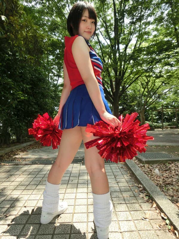 ドM巨乳少女の膣出しバイト 小柴みなみ サンプル画像 2